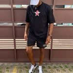 CAMISETA OVERSIZED PRETA ESTRELA